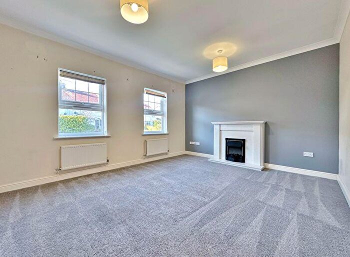 2 Bedroom Flat For Sale In Pensby Road, Heswall, Wirral, CH60