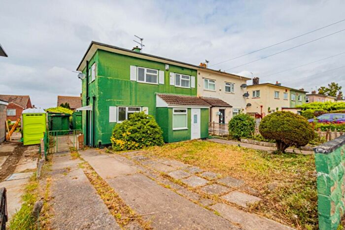 3 Bedroom End Of Terrace House To Rent In Romney Avenue, Lockleaze, Bristol, BS7