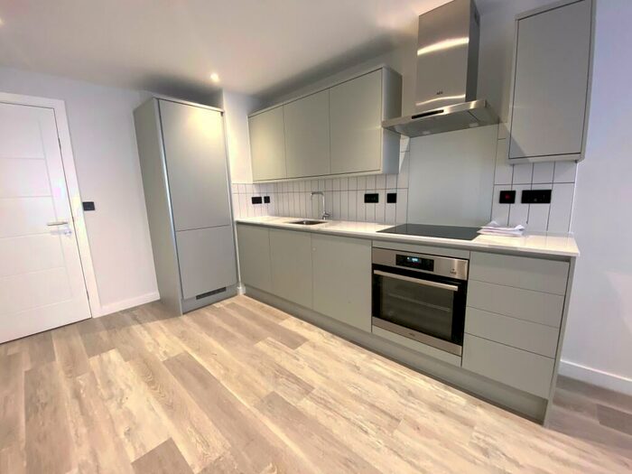 1 Bedroom Apartment To Rent In Apex Lofts, B12