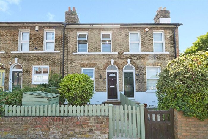 2 Bedroom Terraced House For Sale In White Horse Hill, Chislehurst, Kent, BR7