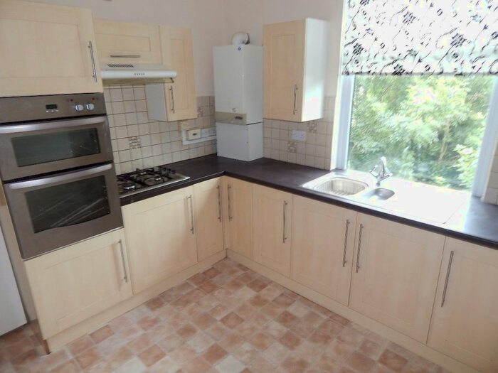 2 Bedroom Flat To Rent In Dover Road, Folkestone CT20