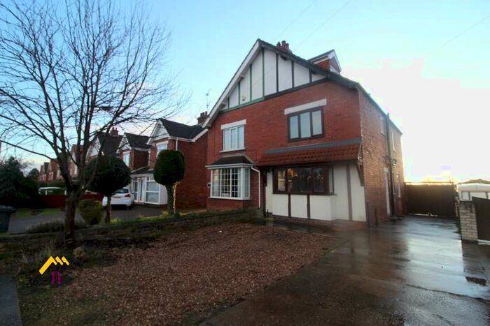 4 Bedroom Semi-Detached House To Rent In High Street, Dunsville, Doncaster, DN7