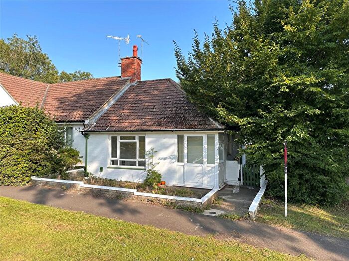 1 Bedroom Bungalow For Sale In Juniper Road, Reigate, Surrey, RH2