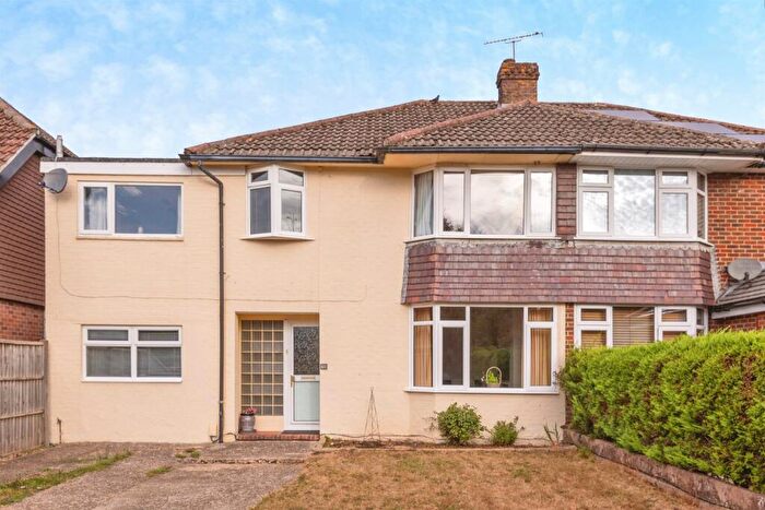 5 Bedroom Semi-Detached House For Sale In South Lane, Clanfield, Waterlooville, PO8