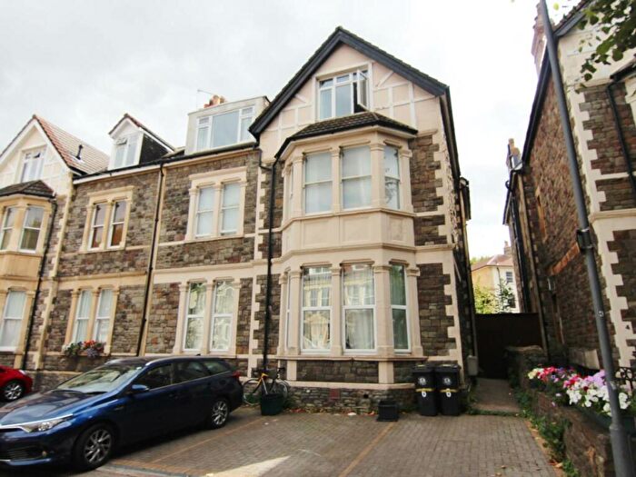 2 Bedroom Flat To Rent In Blenheim Rd, Bristol, BS6