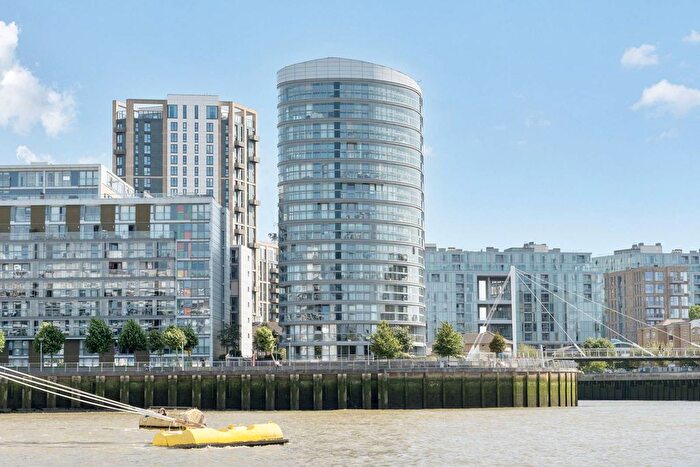 2 Bedroom Flat For Sale In Dowells Street, Greenwich, London, SE10