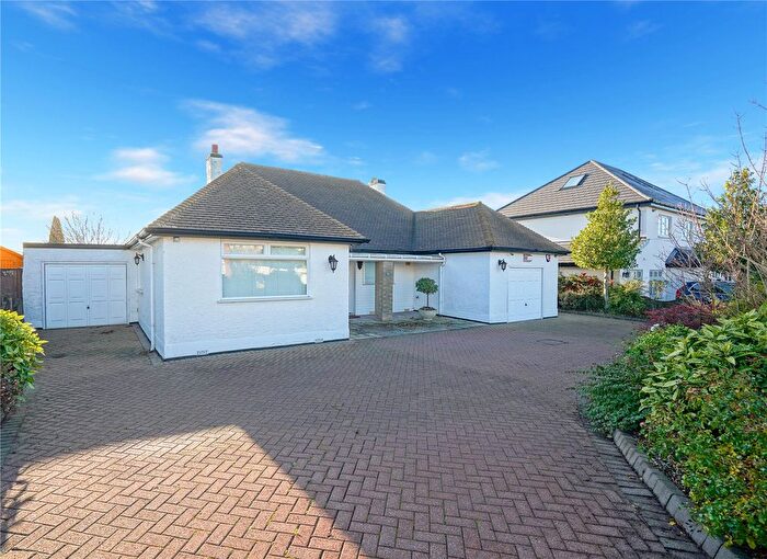 3 Bedroom Bungalow For Sale In Beech Avenue, Rotherham, South Yorkshire, S65