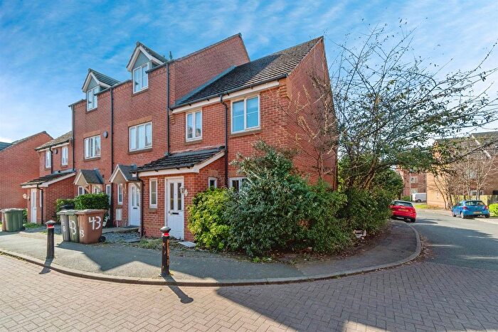 3 Bedroom End Terrace House For Sale In Eagleworks Drive, Walsall, WS3