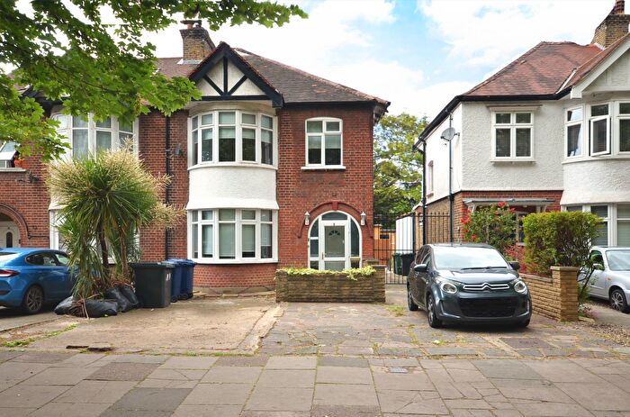 5 Bedroom Semi-Detached House To Rent In Bromyard Avenue, London, W3