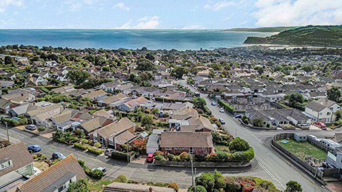 3 Bedroom Detached Bungalow For Sale In Higher Holcombe Road, Teignmouth, TQ14