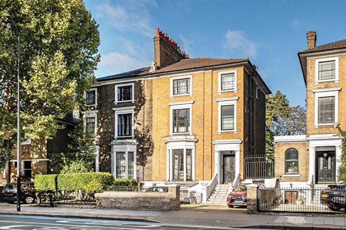 1 Bedroom Flat For Sale In Clapham Road, London, SW9