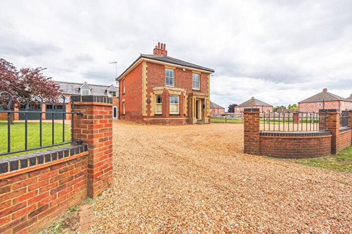 5 Bedroom Detached House For Sale In Impressive Victorian Home In Terrington St. Clement, PE34