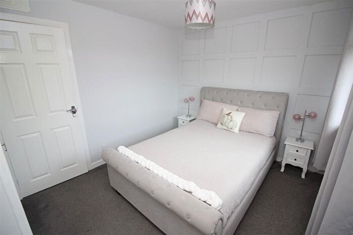 2 Bedroom Terraced House For Sale In Auchneagh Crescent, Greenock, Inverclyde, PA16