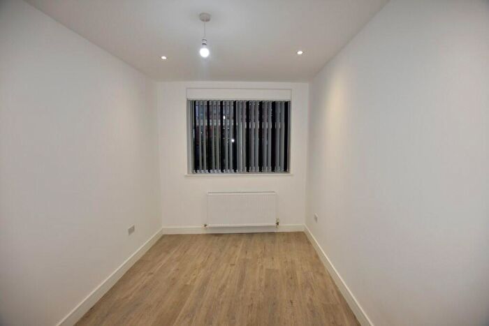 1 Bedroom Flat To Rent In Cross Road, Sidcup, Kent, DA14