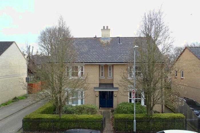 1 Bedroom Flat To Rent In New Street, Cambridge, CB1