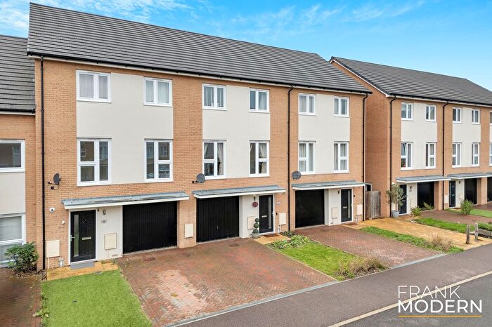 4 Bedroom Town House For Sale In Chapman Avenue, Peterborough, PE3