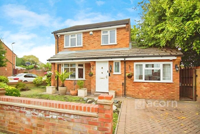 5 Bedroom Detached House To Rent In Milford Close, London, SE2