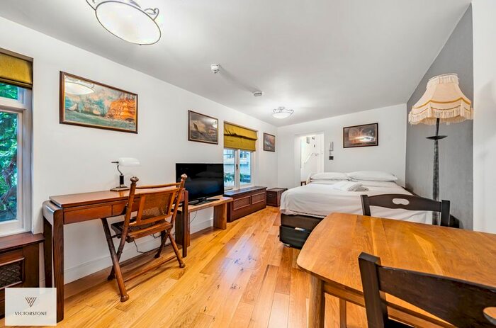 Studio To Rent In Cartwright Gardens, Bloomsbury, London, WC1H