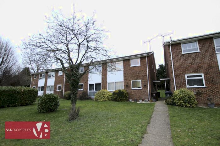 2 Bedroom Maisonette To Rent In Trapstyle Road, Ware, SG12