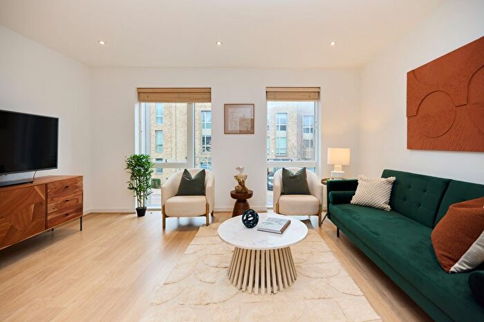 4 Bedroom Property To Rent In Handley Drive, Blackheath Park, SE3