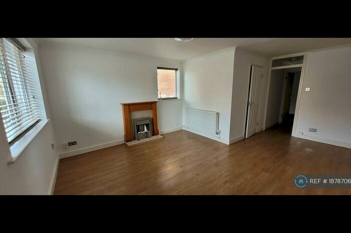 1 Bedroom Flat To Rent In Bessacar, Doncaster, DN4