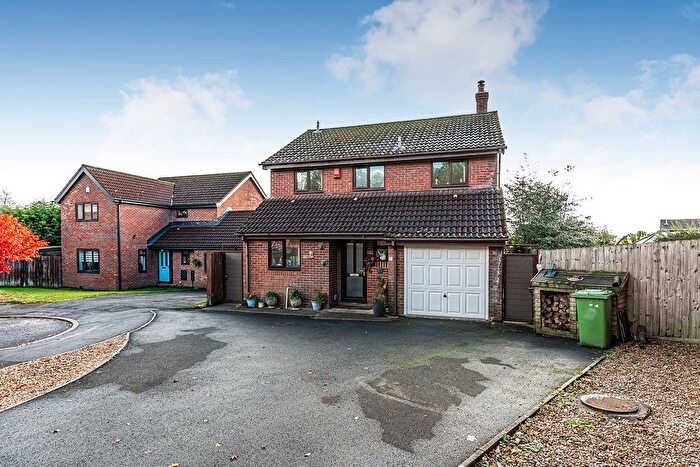 4 Bedroom Detached House For Sale In Llys Llewellyn, Llantwit Fardre, Pontypridd, CF38