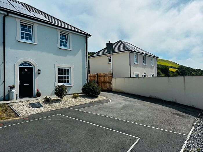 3 Bedroom Semi-Detached House For Sale In Stad Craig Ddu, Llanon, SY23