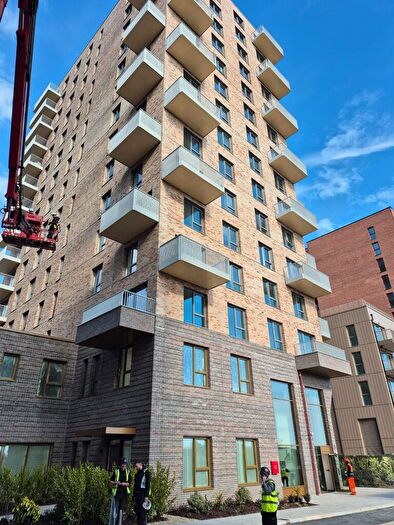 2 Bedroom Apartment To Rent In Harrow, HA2