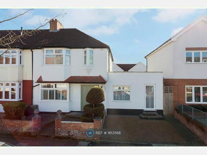 4 Bedroom Semi-Detached House To Rent In Haslemere Avenue, London, SW18