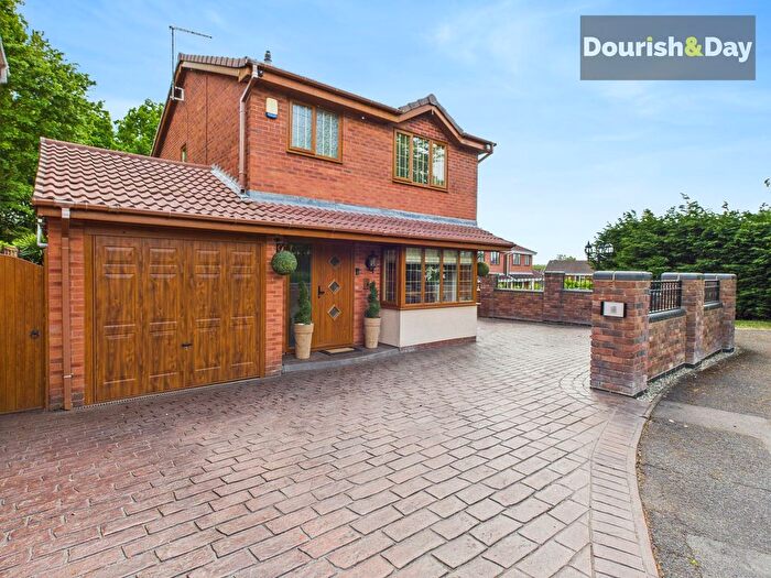 3 Bedroom Detached House For Sale In Clover Meadows, Cannock, WS12