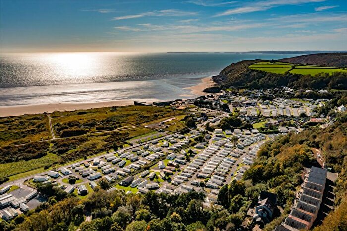 Property For Sale In Dukes Meadow, Pendine, Carmarthen, Carmarthenshire, SA33
