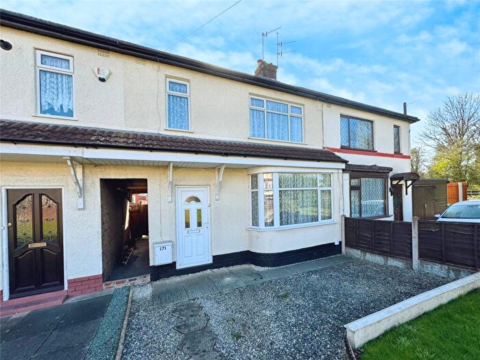 3 Bedroom Terraced House To Rent In Saltwells Road, Dudley, West Midlands, DY2