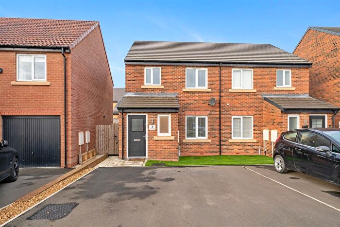 3 Bedroom Semi-detached House For Sale In Blackthorn Meadows, Hartwell Park, Hartlepool, TS27