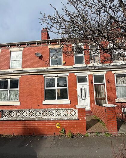 4 Bedroom Terraced House To Rent In Ayres Road, Old Trafford, M16