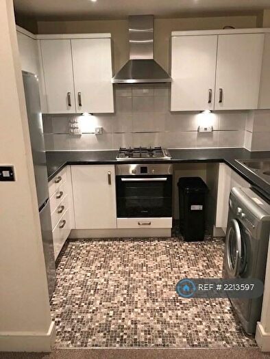 2 Bedroom Flat To Rent In Griffin Court, Northfleet, Gravesend, DA11