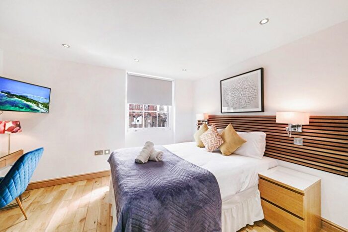 1 Bedroom Flat To Rent In Gloucester Place, London, W1U