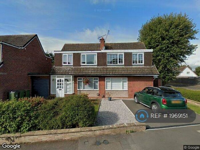 3 Bedroom Semi-Detached House To Rent In Halcroft Avenue, Leicestershire, LE8