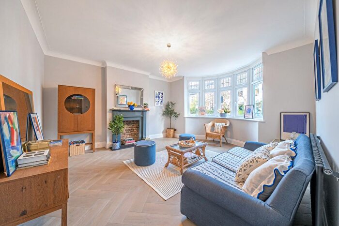 4 Bedroom Terraced House For Sale In Mackie Road, London, SW2
