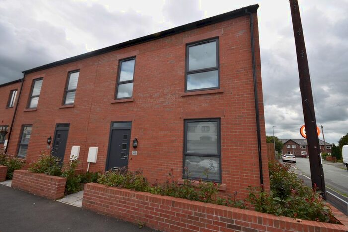 3 Bedroom Semi-Detached House To Rent In Whitchurch Road, Chester, CH3