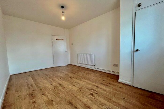 1 Bedroom Flat To Rent In Ogilby Street, London, SE18