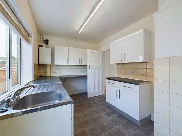 3 Bedroom Semi-Detached Bungalow To Rent In Brookdean Road, Worthing, BN11