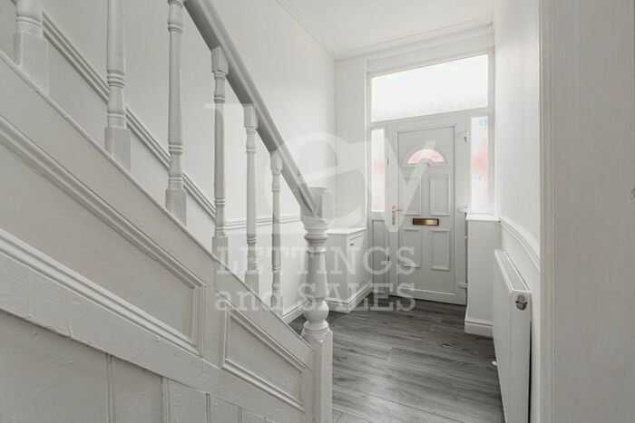 4 Bedroom Terraced House To Rent In Cranbourne Road, Liverpool, L15