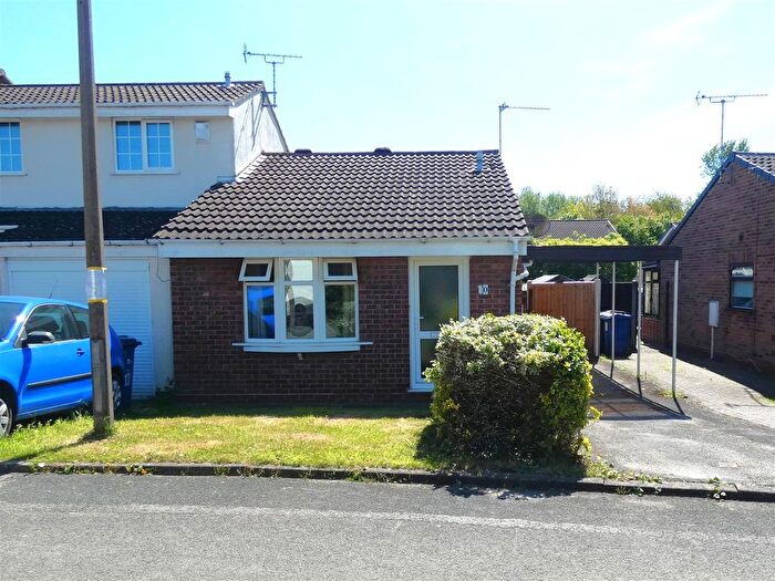 2 Bedroom Terraced Bungalow For Sale In Earls Court, Stretton, Burton-On-Trent, DE13