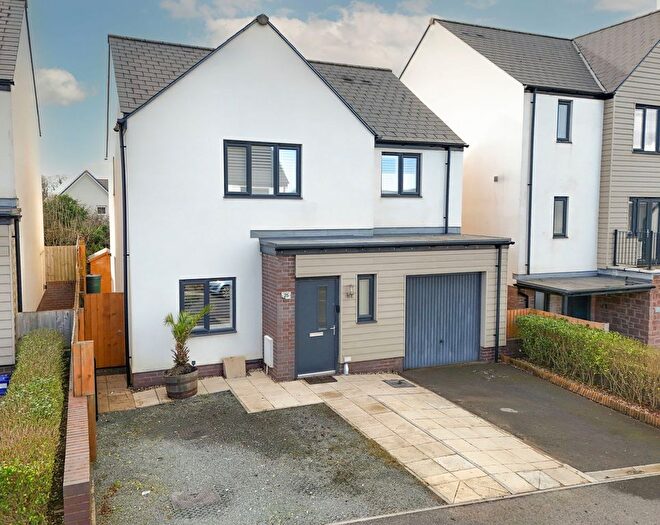 4 Bedroom Detached House For Sale In Foxglove Way, Paignton, TQ4