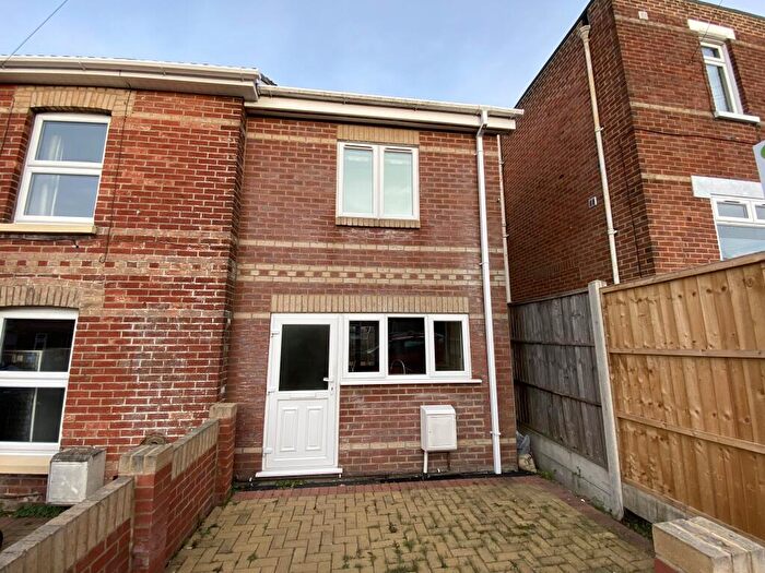 2 Bedroom House To Rent In Melville Road, Winton, Bournemouth, BH9