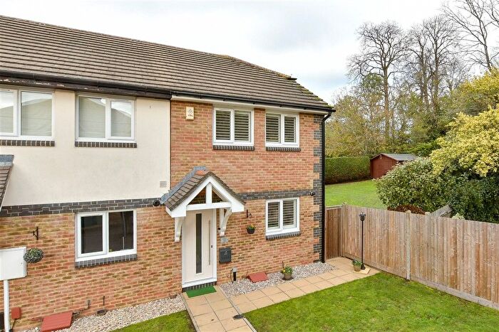 2 Bedroom End Terrace House For Sale In Green Leaf Avenue, Wallington, Surrey, SM6