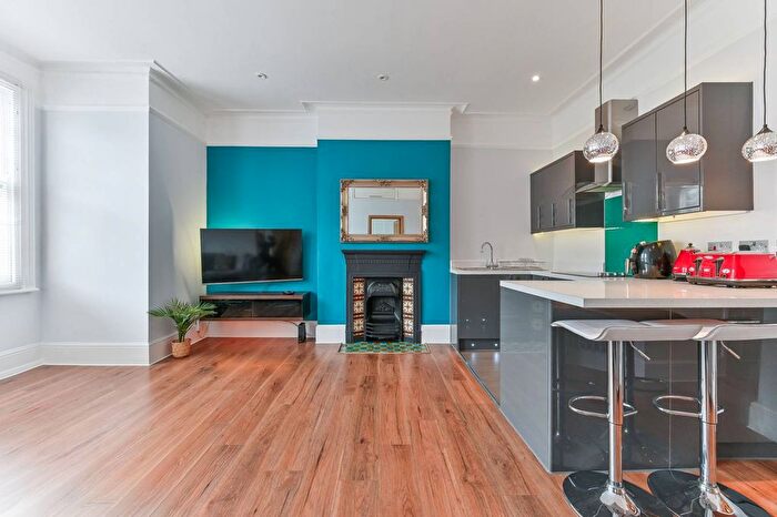 1 Bedroom Flat For Sale In Woodstock Road, Croydon, CR0