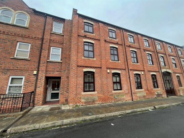 Houses for sale & to rent in DL3 7PL, Woodland Road, Northgate Darlington