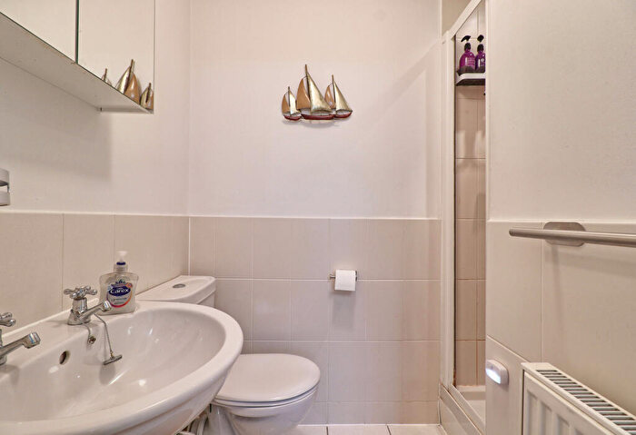 3 Bedroom Semi-Detached House For Sale In Temple Way, Rayleigh, Essex, SS6