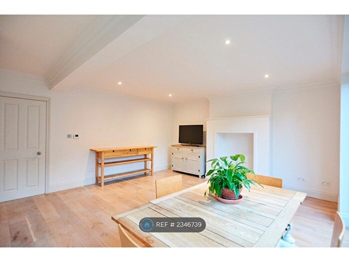 1 Bedroom Flat To Rent In Lady Margaret Road, London, N19